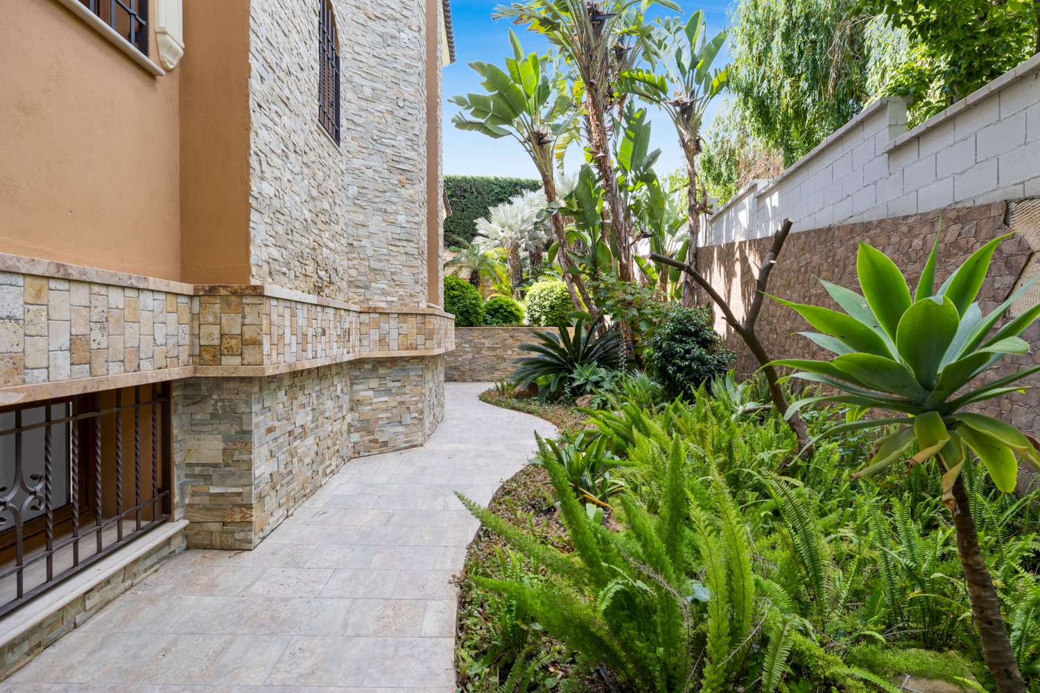 IMPRESIONANTE VILLA DE LUJO ALHAURÍN DE LA TORRE