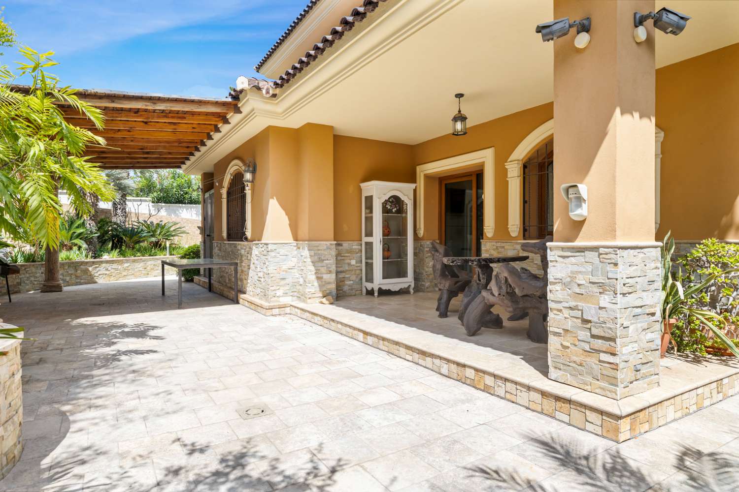 IMPRESIONANTE VILLA DE LUJO ALHAURÍN DE LA TORRE