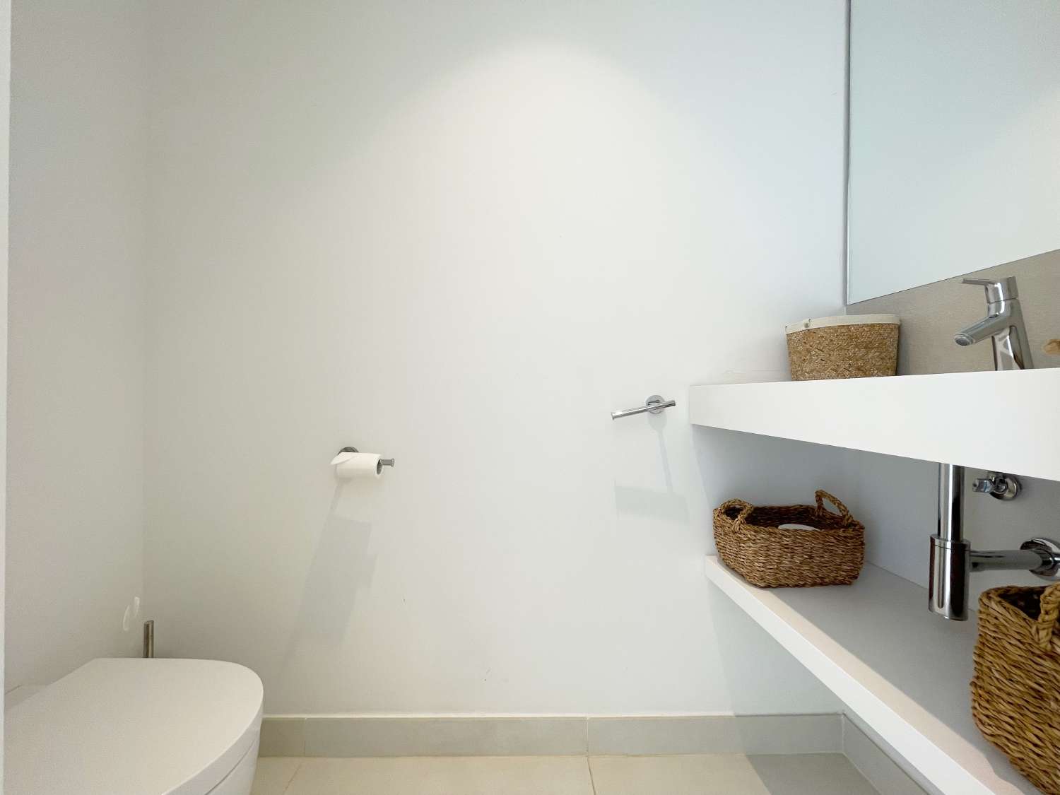 Kattohuoneisto myynnissä El Higuerón (Fuengirola)