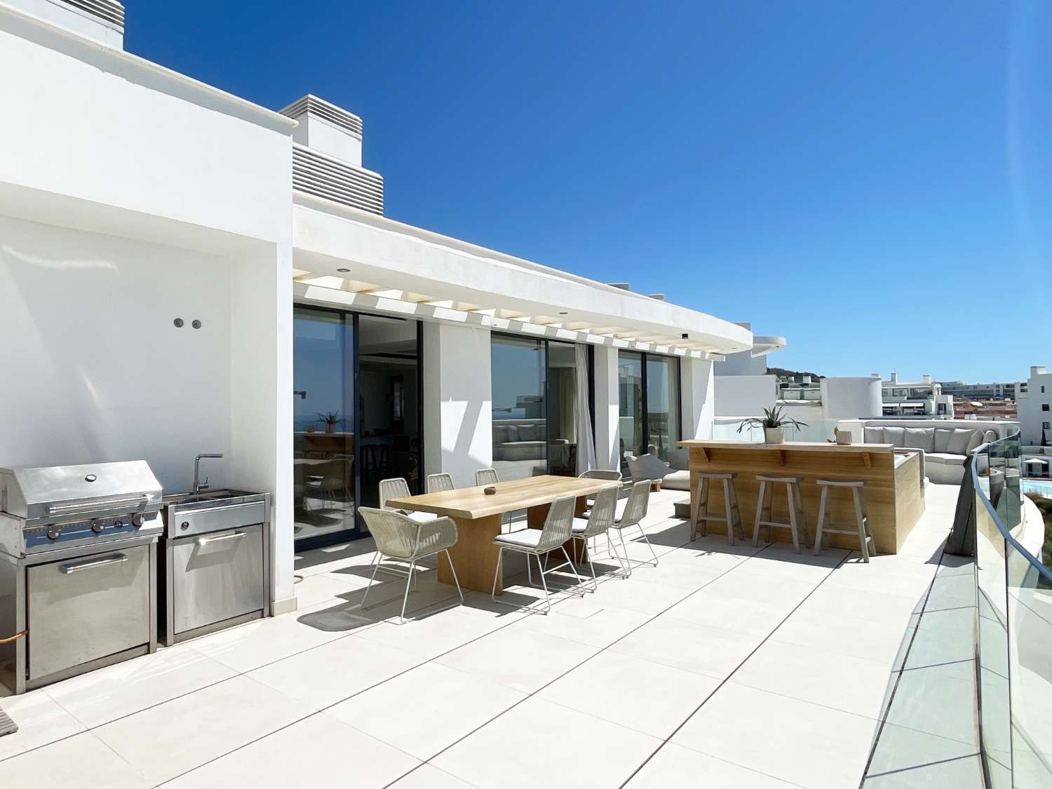 Kattohuoneisto myynnissä El Higuerón (Fuengirola)