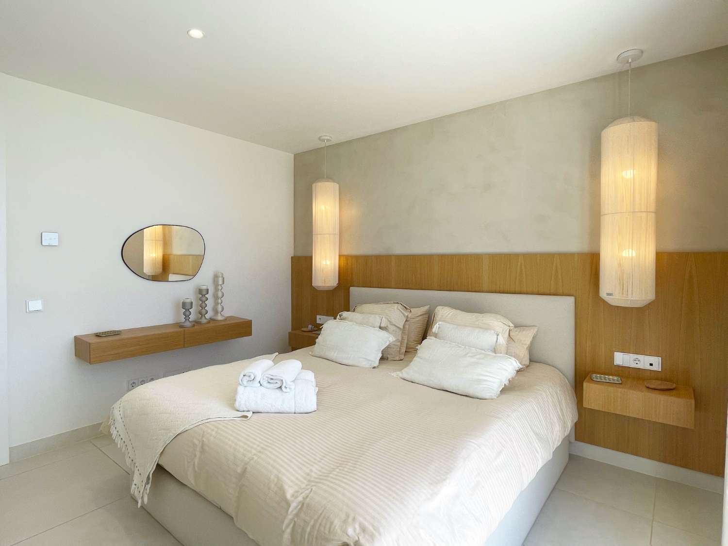 Kattohuoneisto myynnissä El Higuerón (Fuengirola)