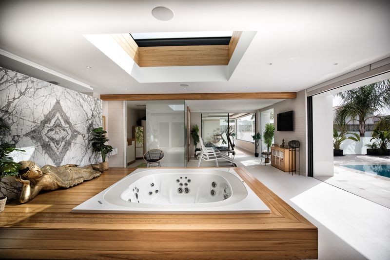 House for sale in Estepona