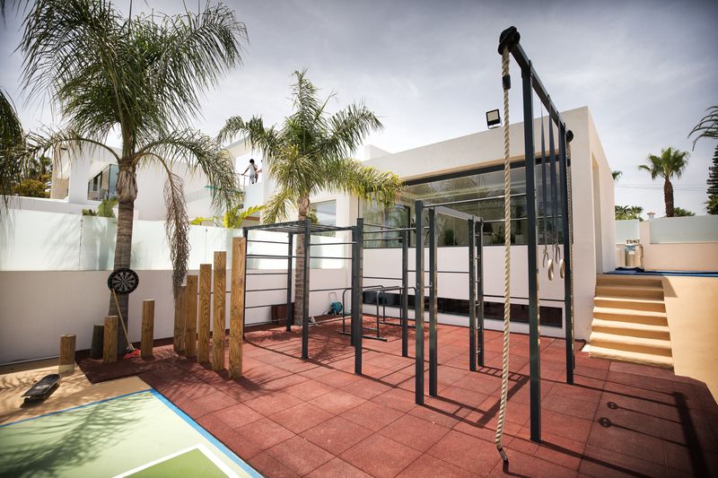 House for sale in Estepona