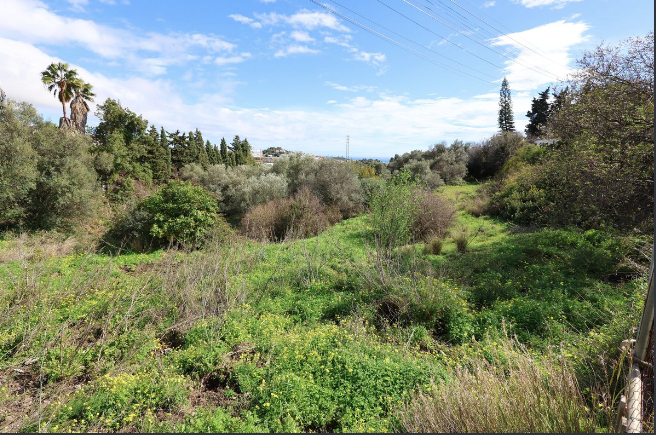 Parcela Urbana-Zona Lew Hoad-La Loma-Vista Mar