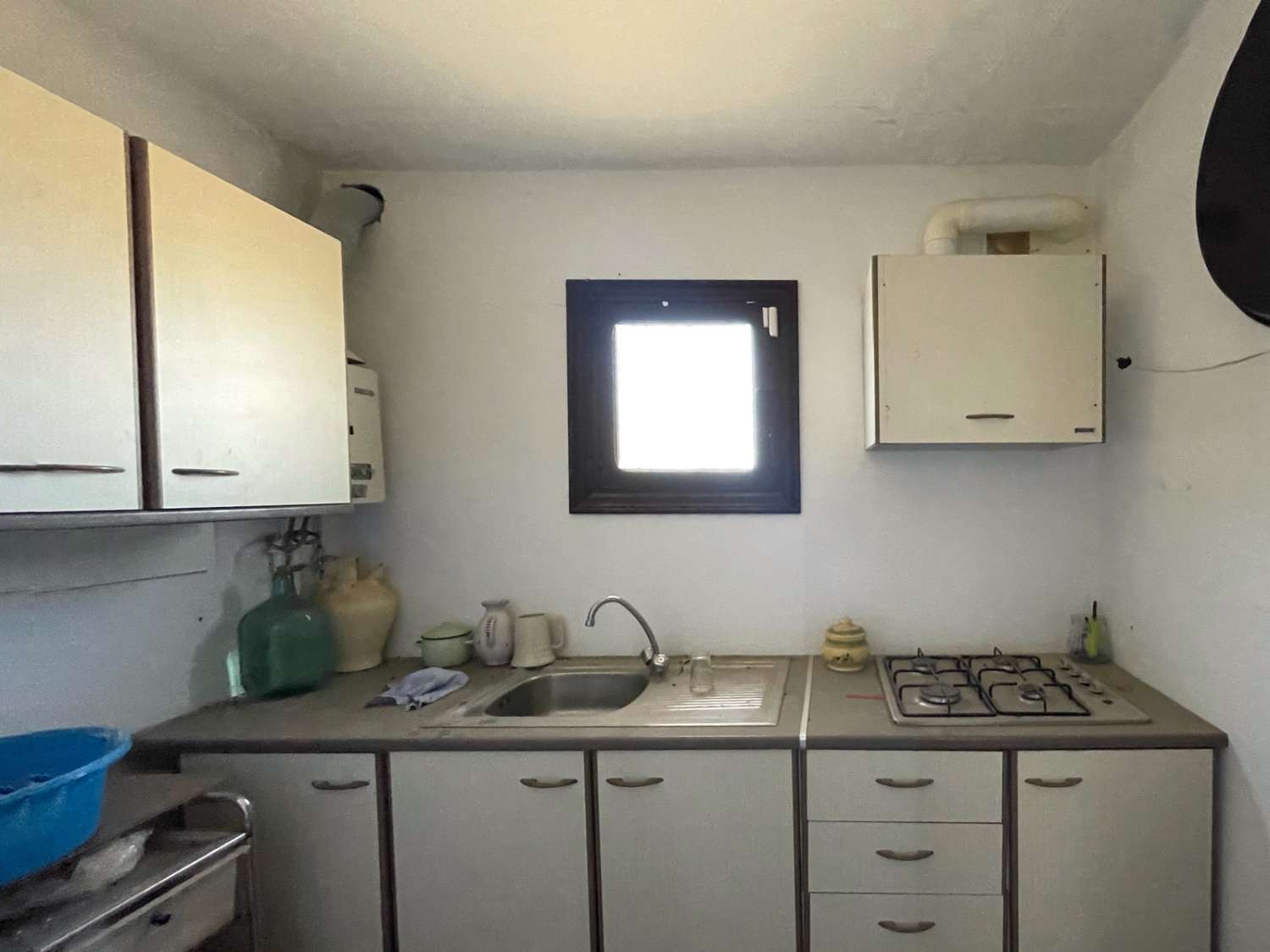 Finca rústica con Casa registrada en La Cala de Mijas, 14.000m2, agua y luz, pozo legalizado, aljibe.