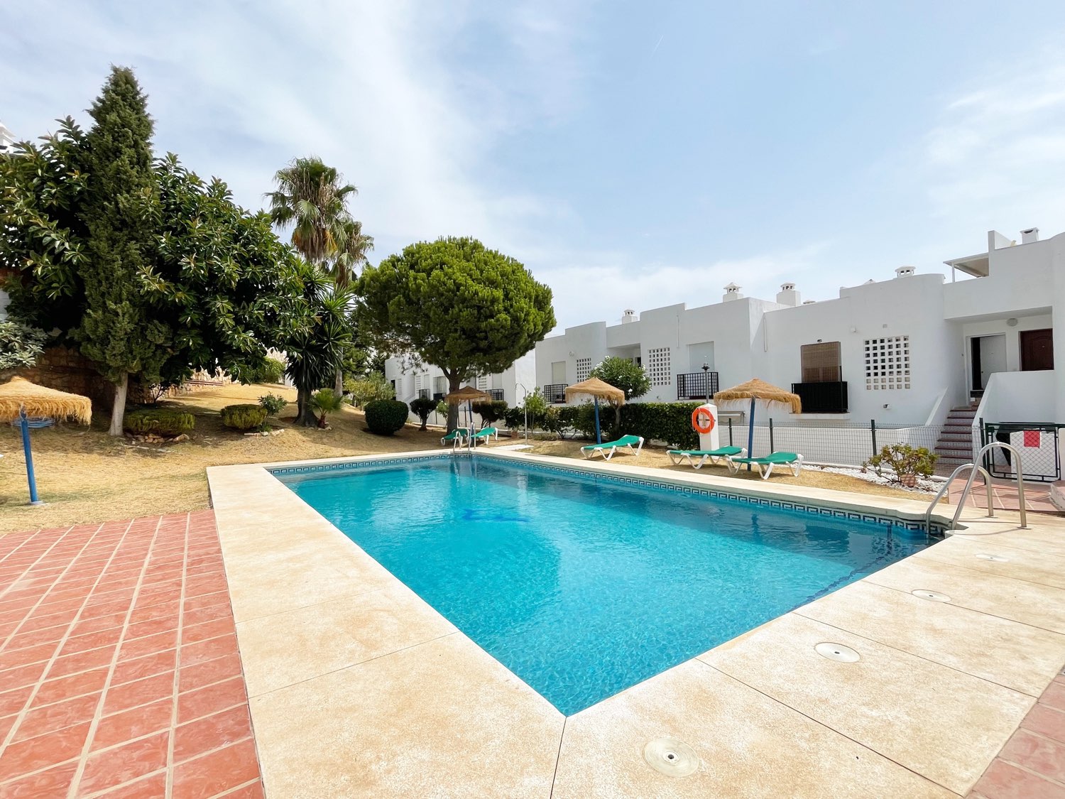 Piso con Piscina, Parking y Solarium