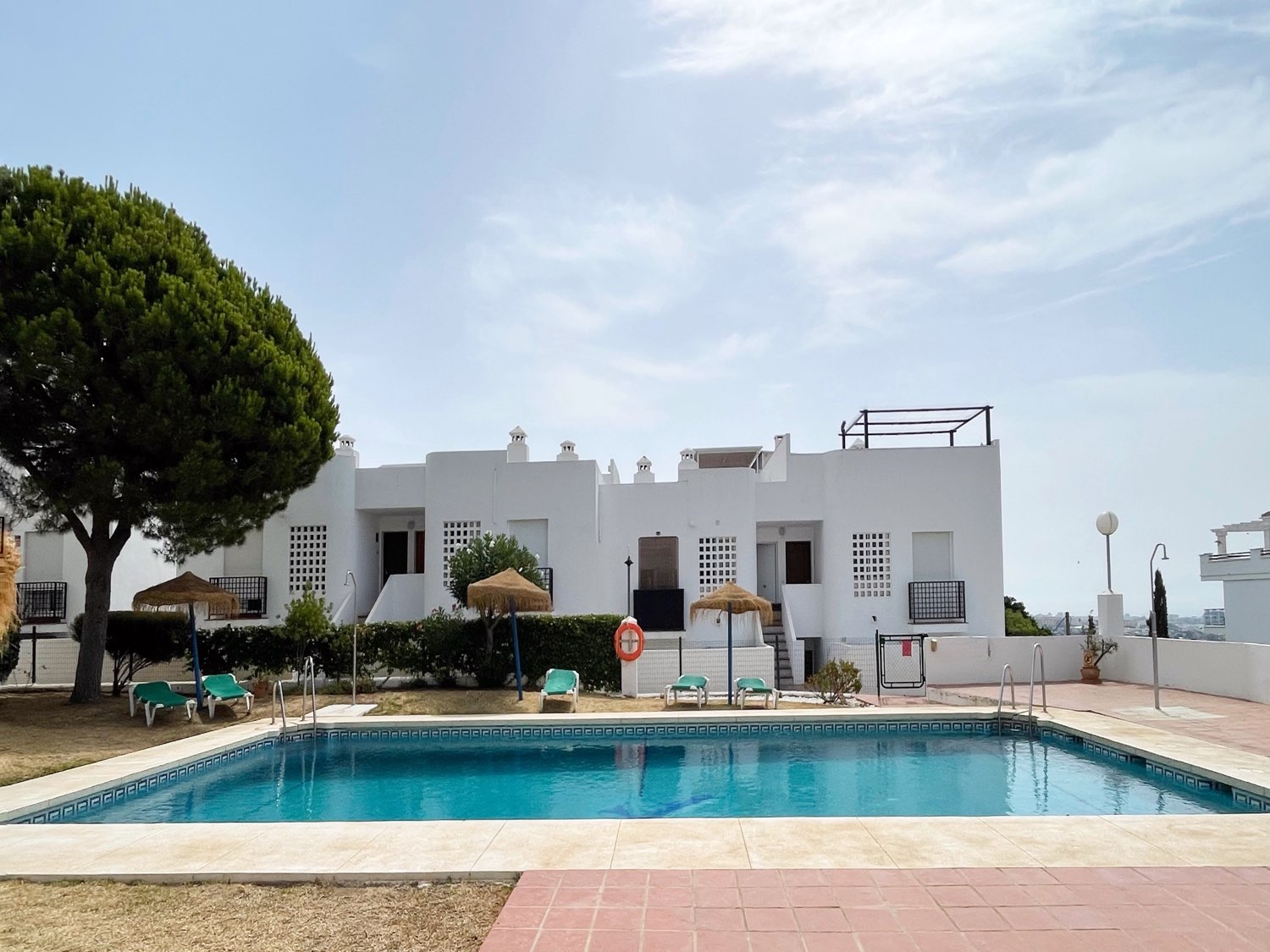 Piso con Piscina, Parking y Solarium