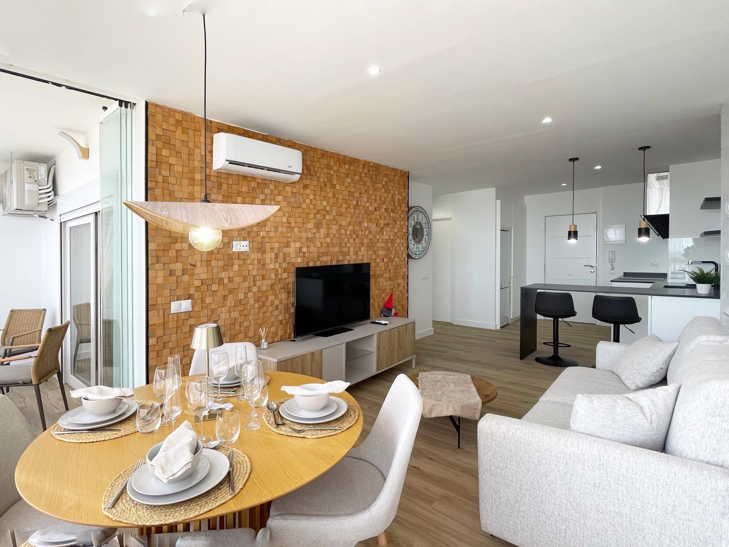 Piso Torreblanca, Completamente Renovado, Vistas Mar