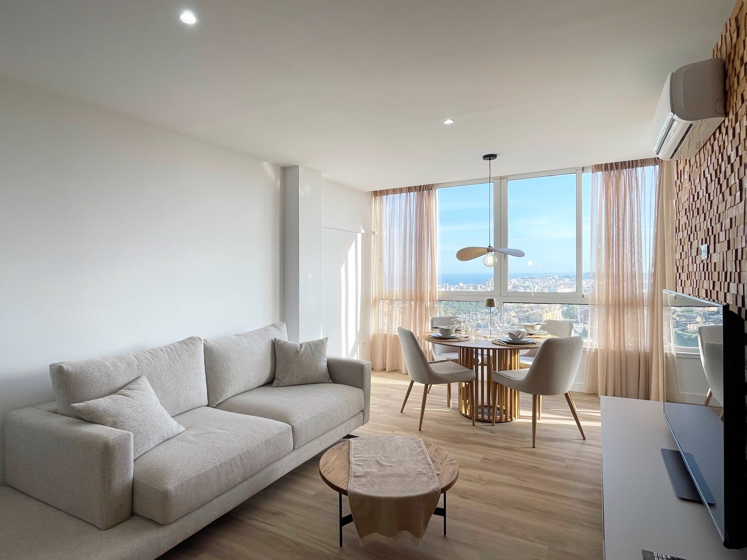 Piso Torreblanca, Completamente Renovado, Vistas Mar