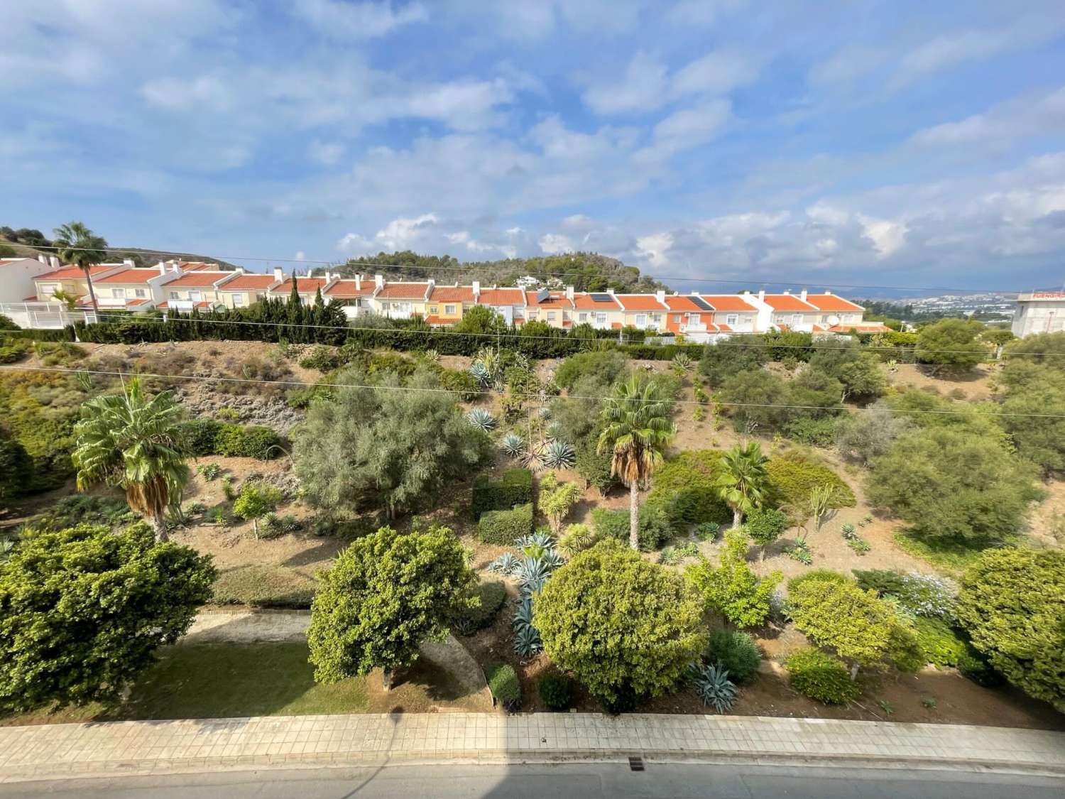 PISO EN VENTA, FUENGIROLA - URB MIRAMAR