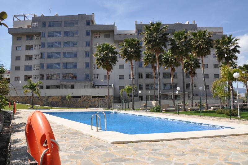 PISO EN VENTA, FUENGIROLA - URB MIRAMAR