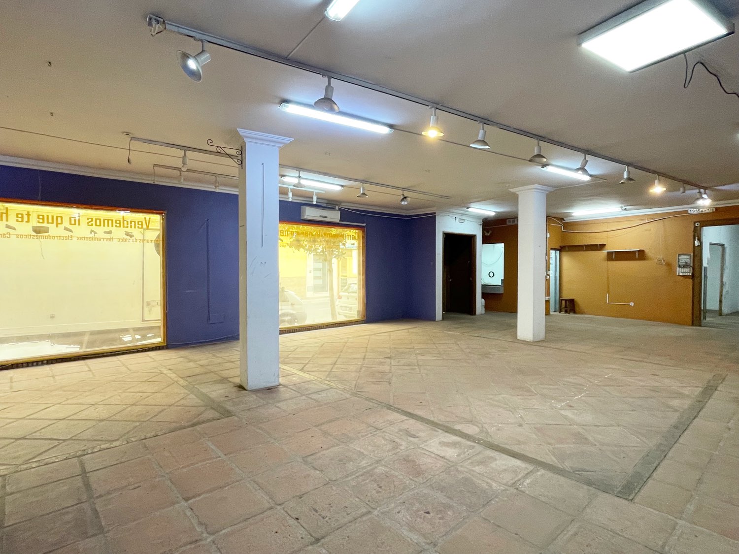 Business local for rent in Las Lagunas (Mijas)