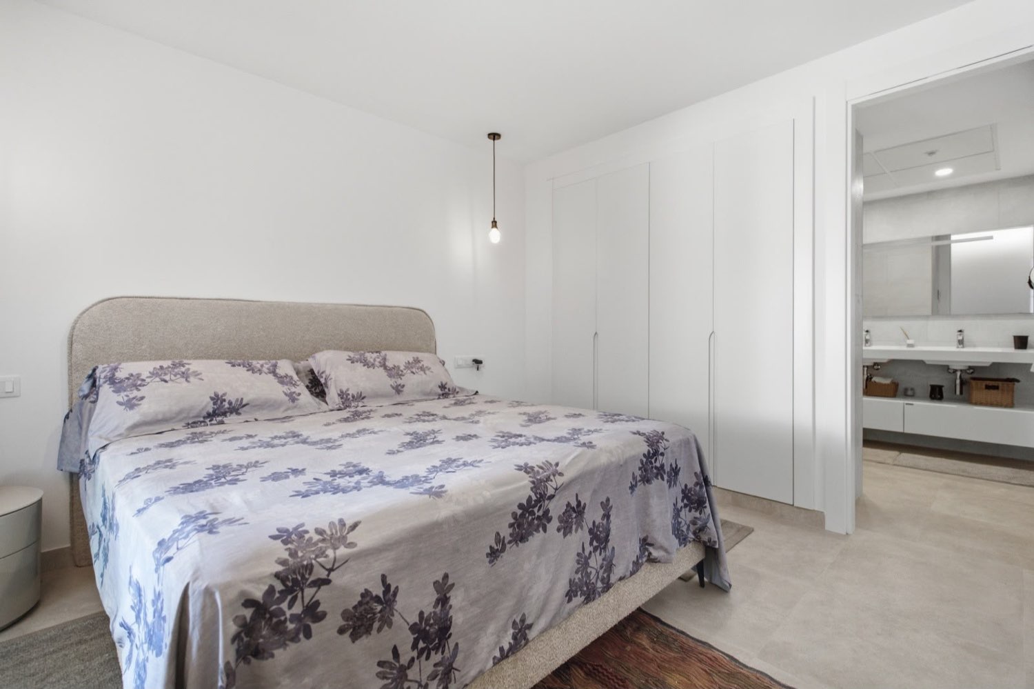 Piso Lujo, Junto al Mar, Piscina, 2 Parking, Trastero.