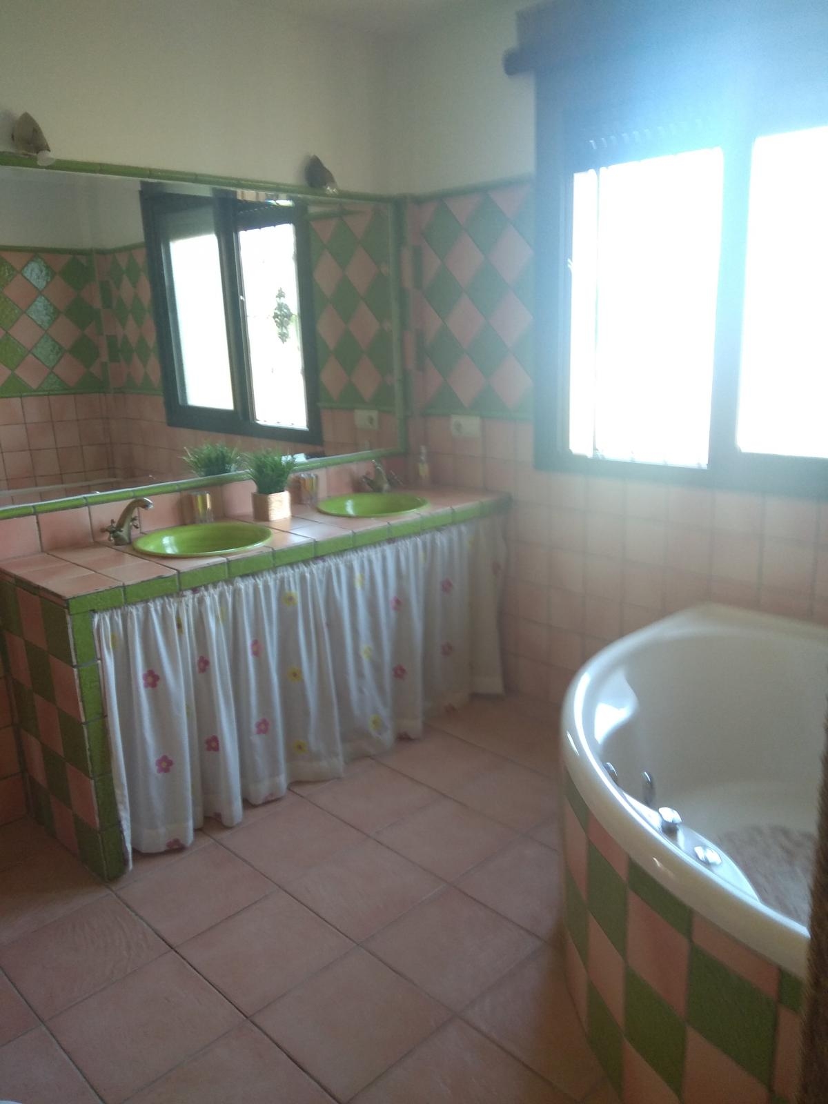 APARTAMENTO DOS DORMITORIOS EN MIJAS SOTA