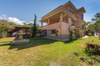 Villa en vente à Alhaurín de la Torre