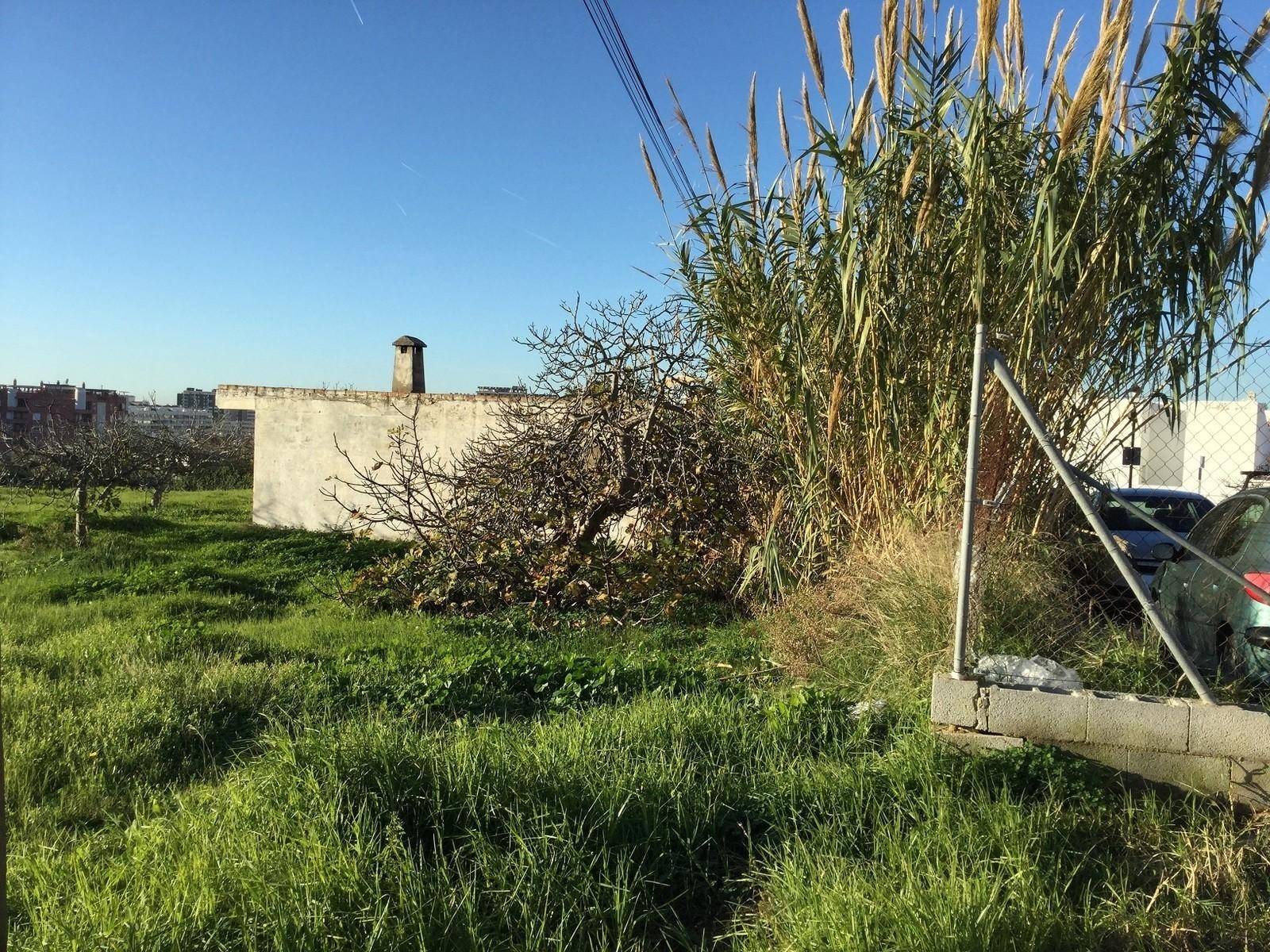 Tontti myynnissä Los Pacos (Fuengirola)