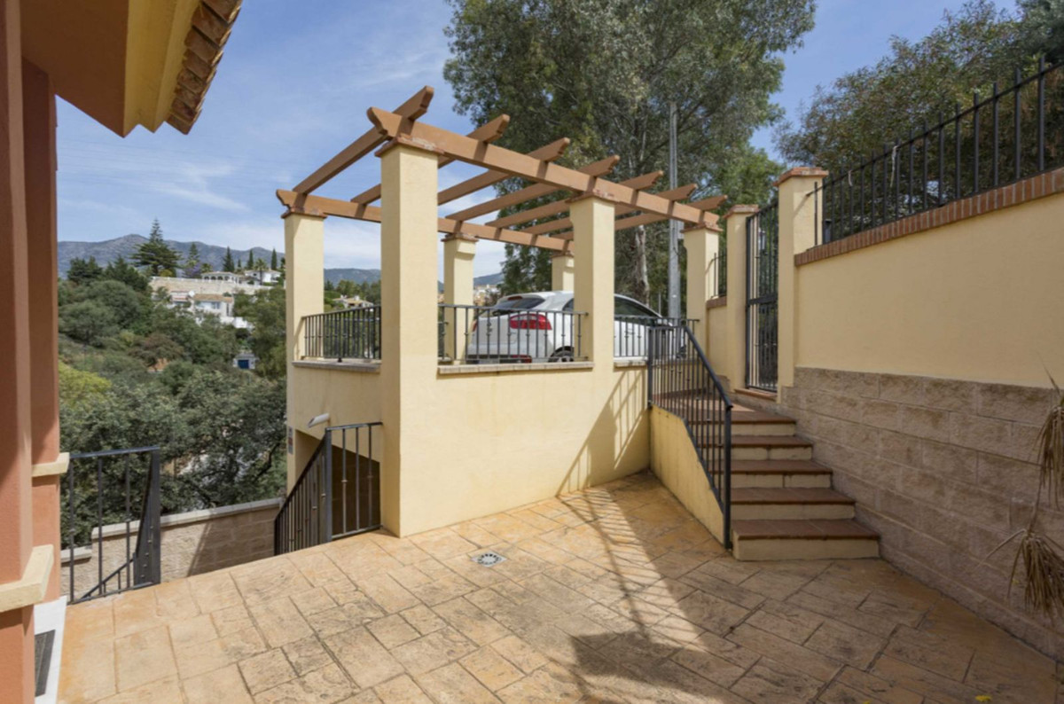 Villa for sale in Fuengirola