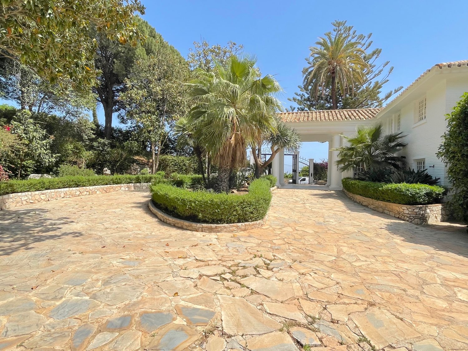 Villa til salg i El Higuerón - Capellanía (Benalmádena)