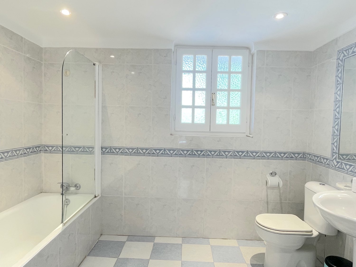 Villa til salg i El Higuerón - Capellanía (Benalmádena)