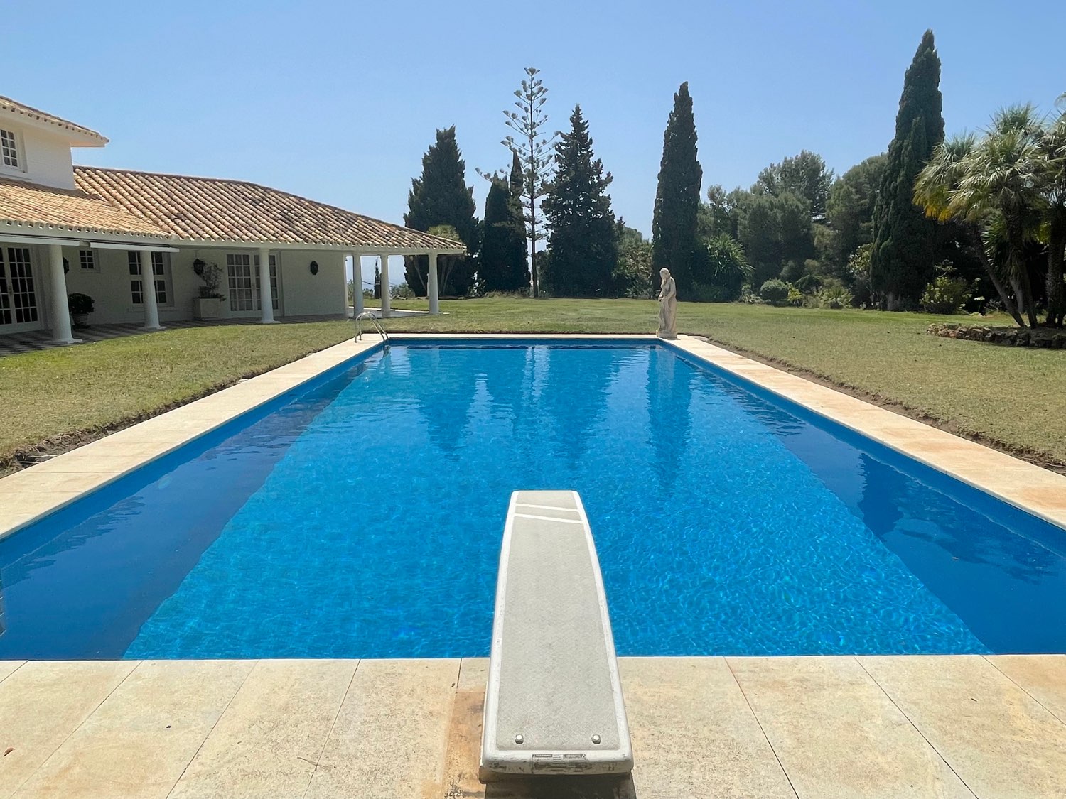 Villa til salg i El Higuerón - Capellanía (Benalmádena)