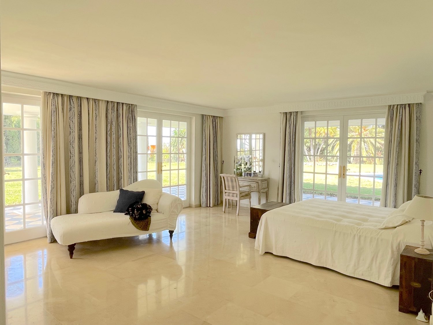Villa til salg i El Higuerón - Capellanía (Benalmádena)