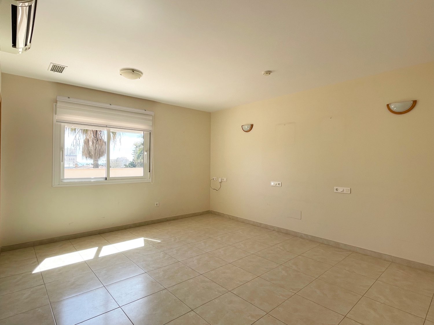 Villa til salg i Solymar - Puerto Marina (Benalmádena)
