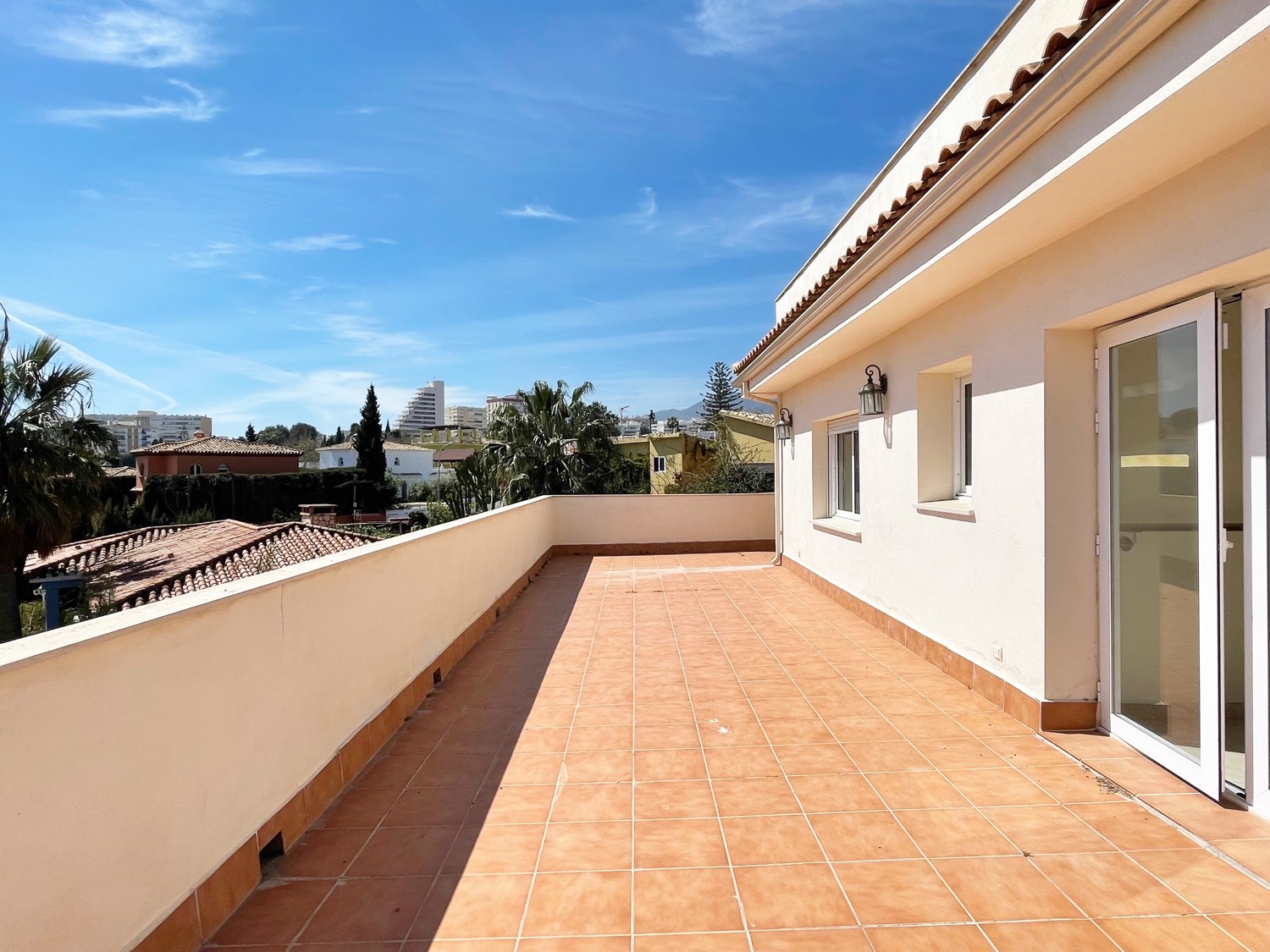 Villa til salg i Solymar - Puerto Marina (Benalmádena)