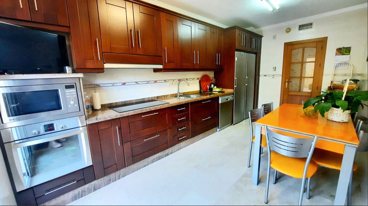 Villa til salg i Los Pacos (Fuengirola)