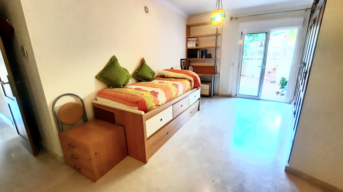 Villa til salg i Los Pacos (Fuengirola)