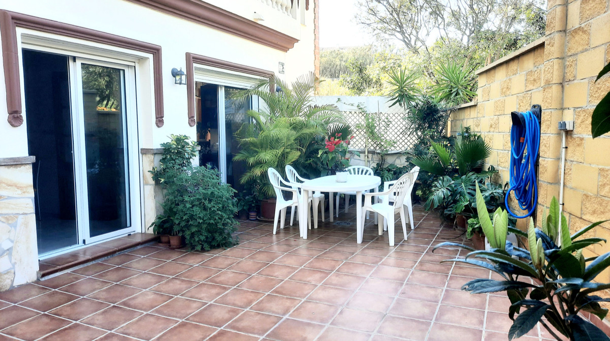 Villa til salg i Los Pacos (Fuengirola)