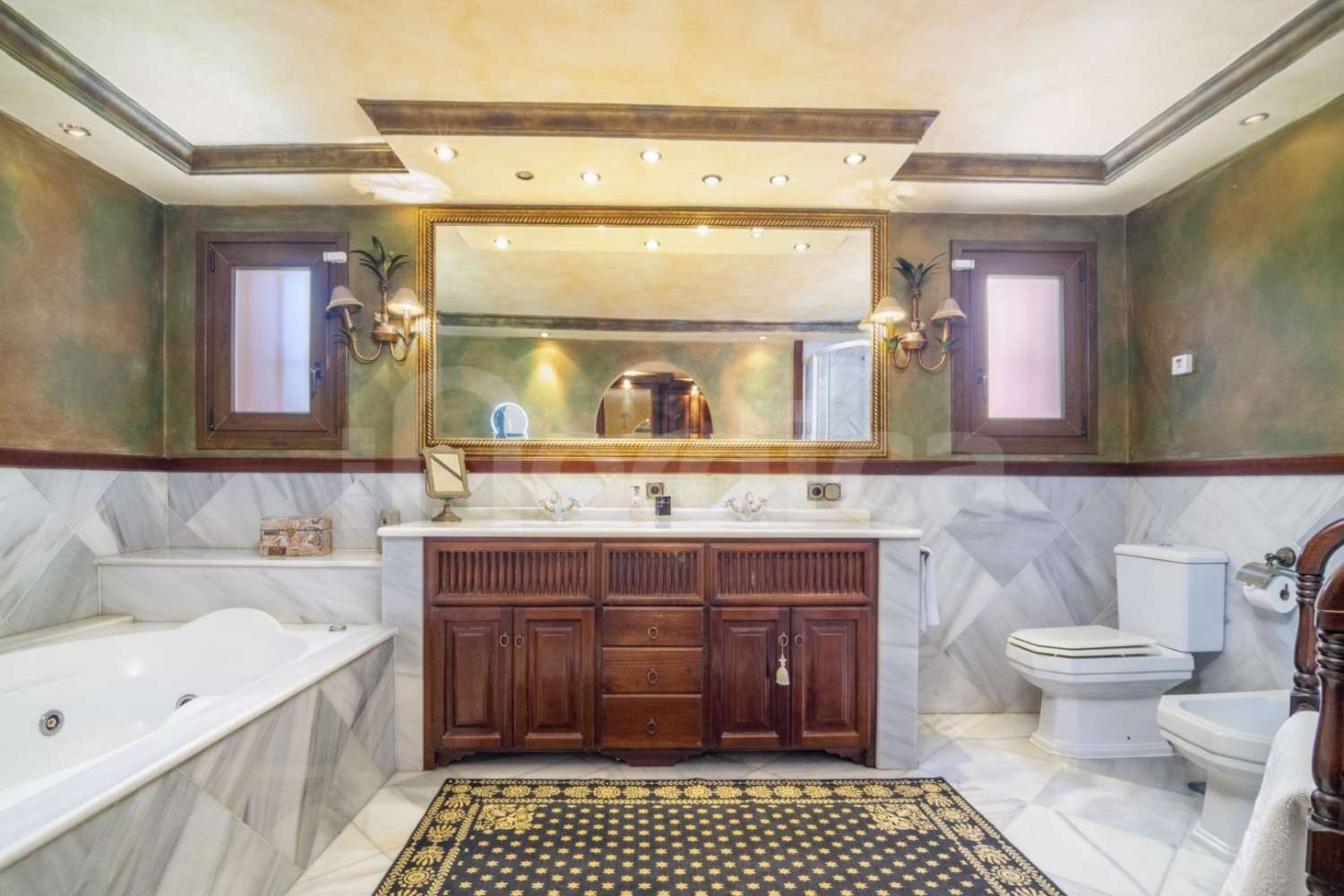 Villa til salg i Los Naranjos (Marbella)