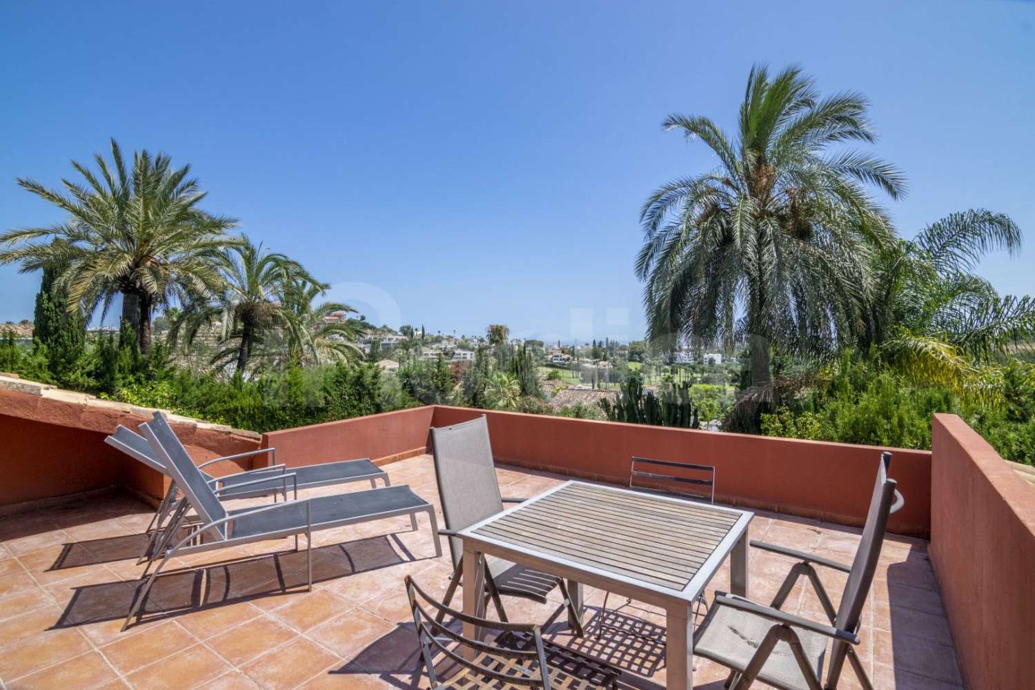 Villa til salg i Los Naranjos (Marbella)