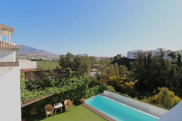 Villa til salg i Hipódromo-Cerrado del Águila (Mijas)