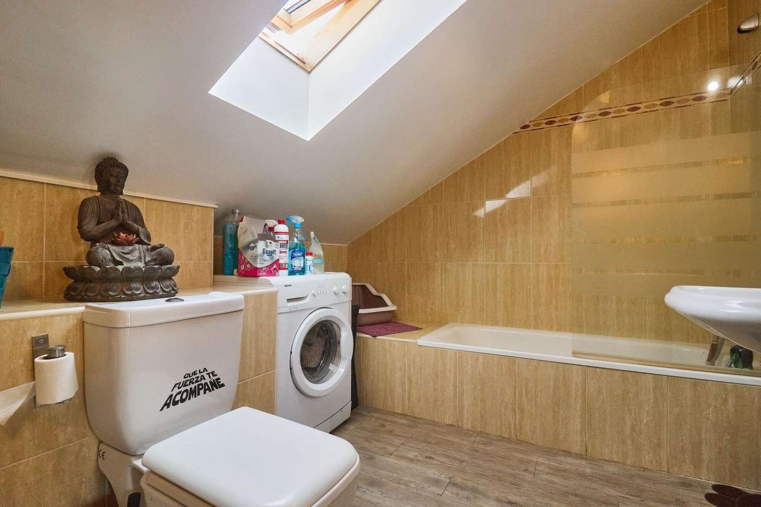PISO EN VENTA, FUENGIROLA