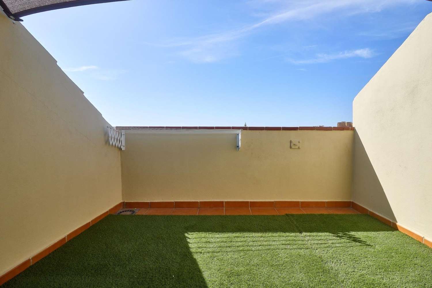 PISO EN VENTA, FUENGIROLA