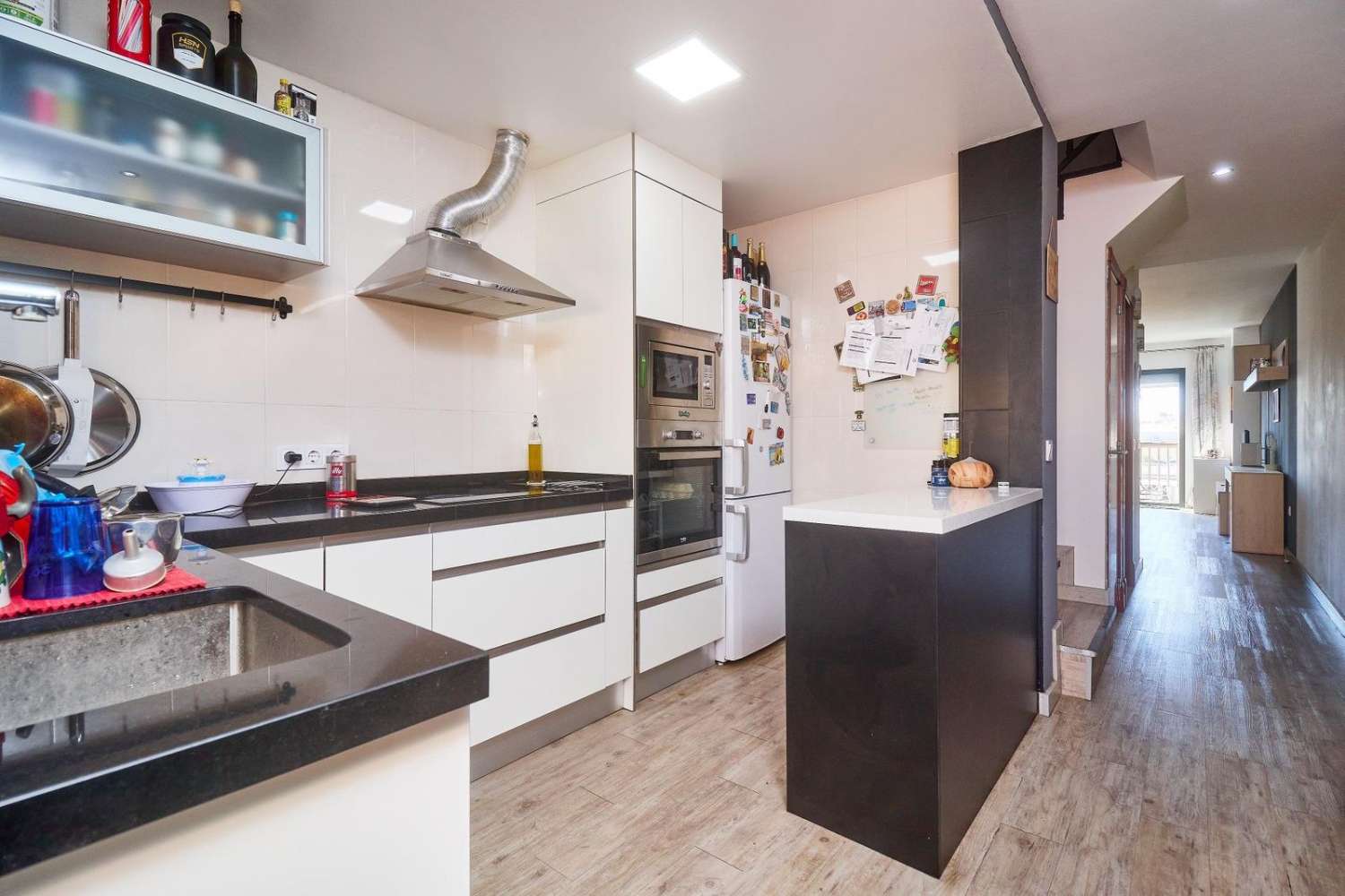 PISO EN VENTA, FUENGIROLA