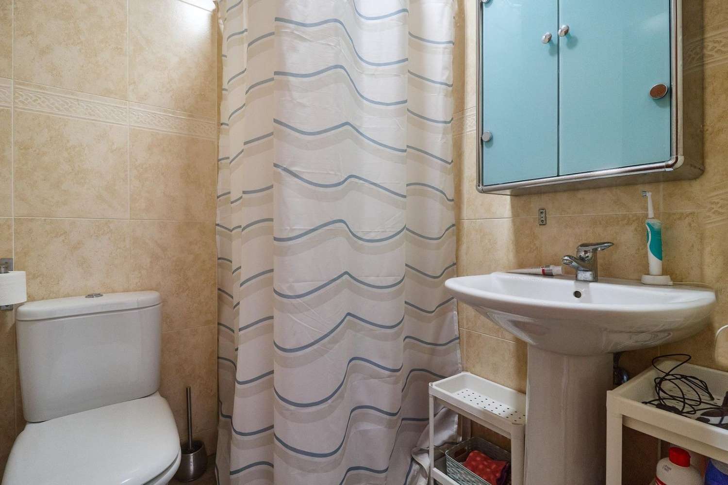 PISO EN VENTA, FUENGIROLA