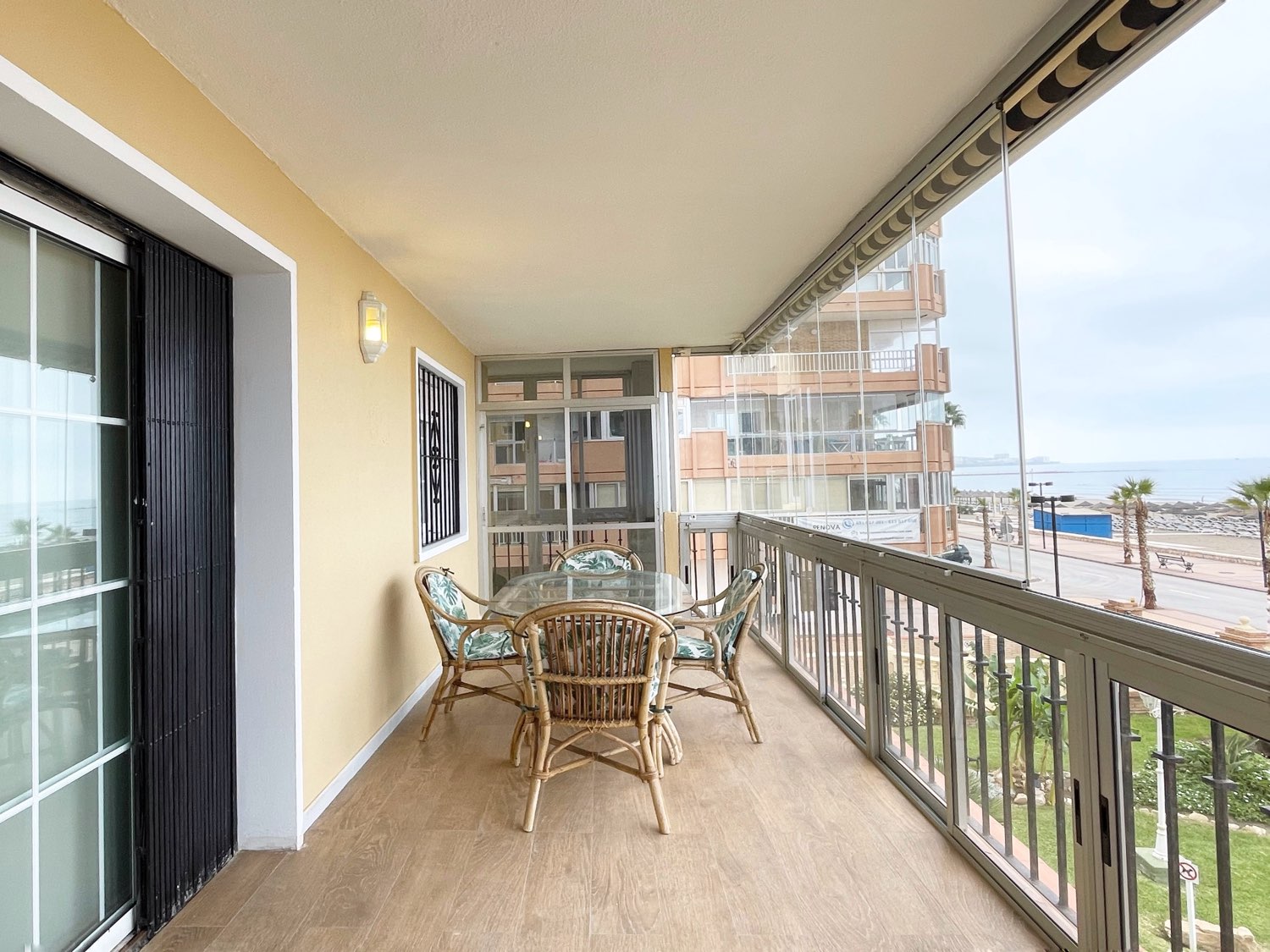 Flat for rent in Carvajal - Las Gaviotas (Fuengirola)