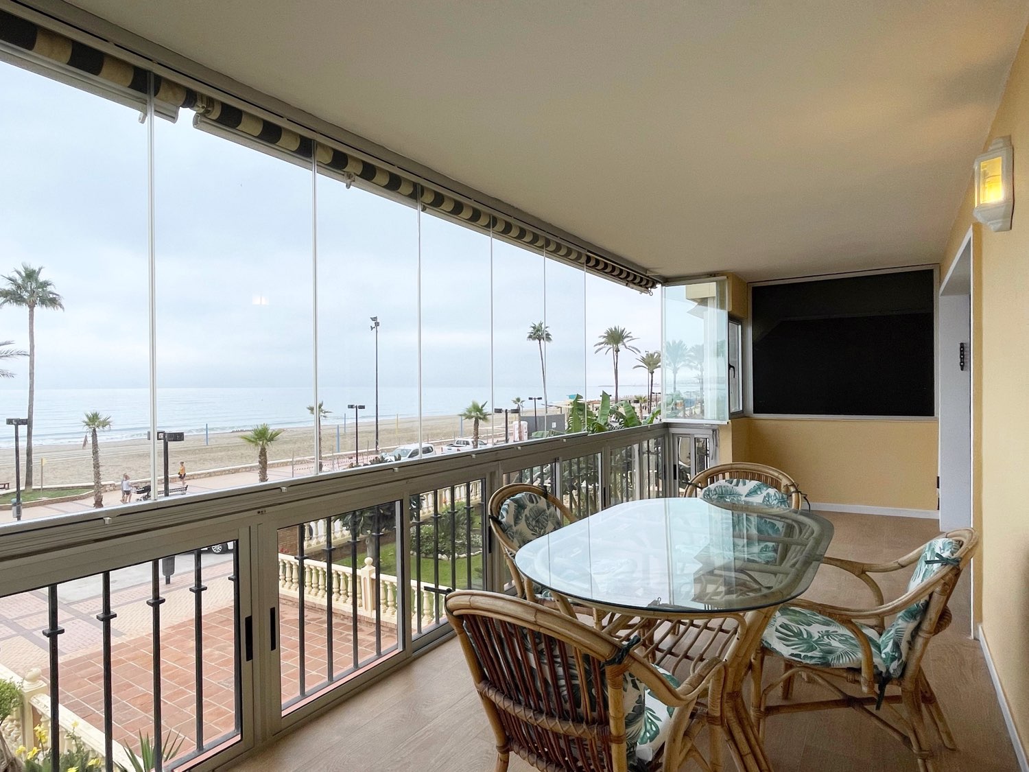 Flat for rent in Carvajal - Las Gaviotas (Fuengirola)
