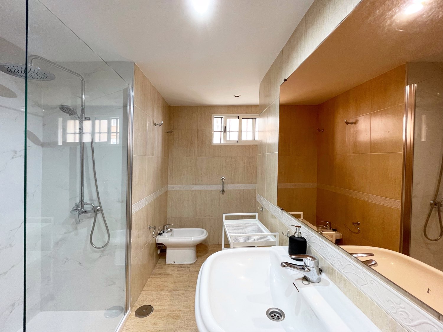Flat for rent in Carvajal - Las Gaviotas (Fuengirola)