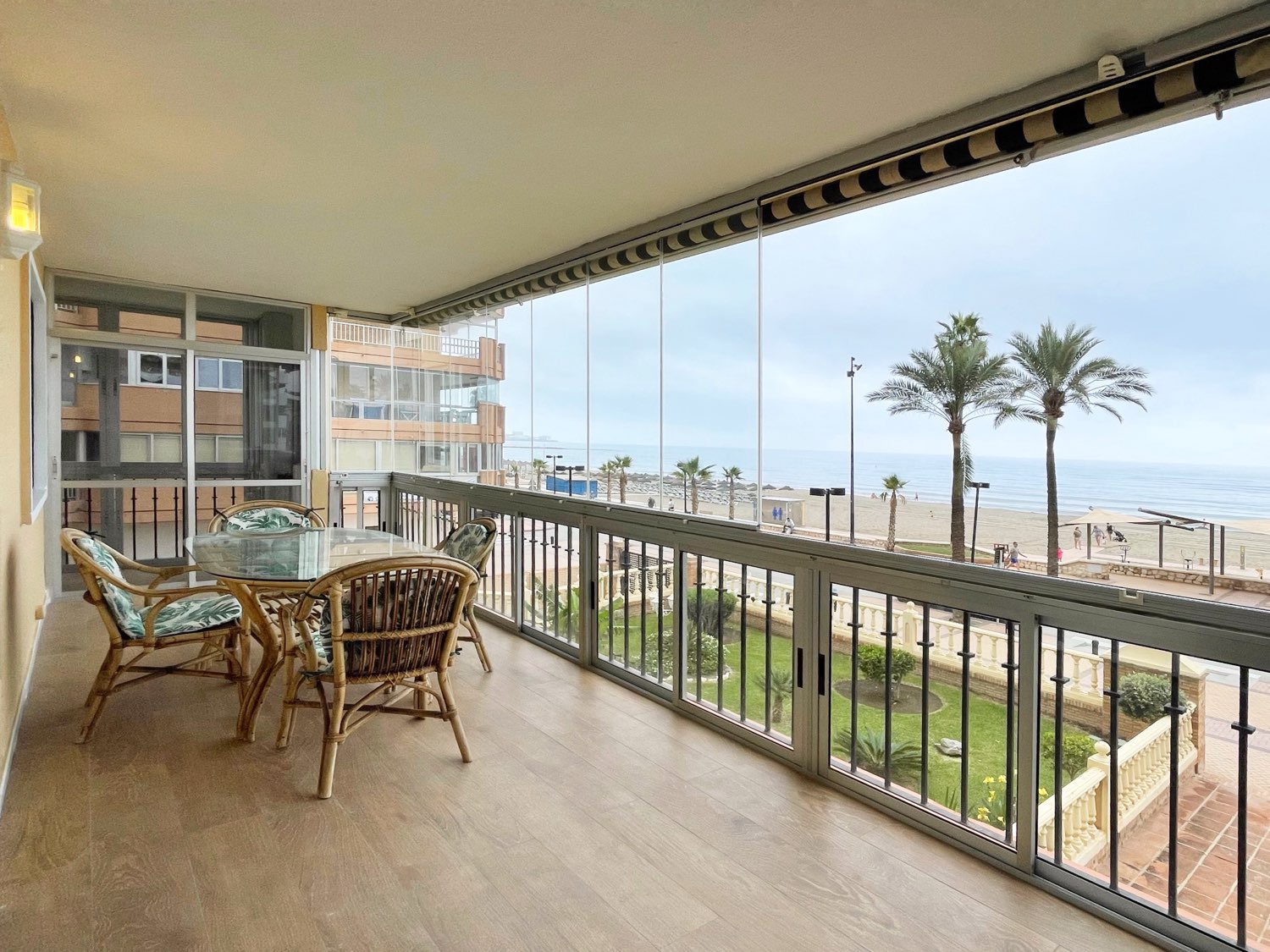 Flat for rent in Carvajal - Las Gaviotas (Fuengirola)
