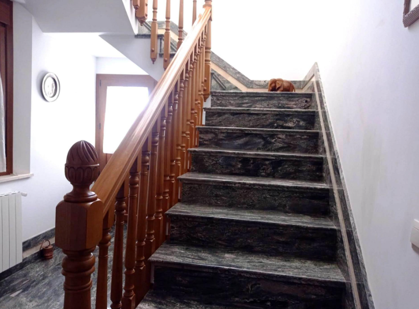 Hus til salg i Cuevas del Becerro