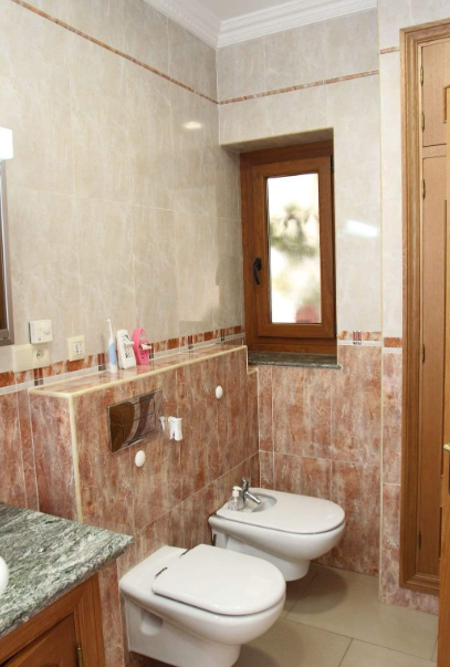 Hus til salg i Cuevas del Becerro