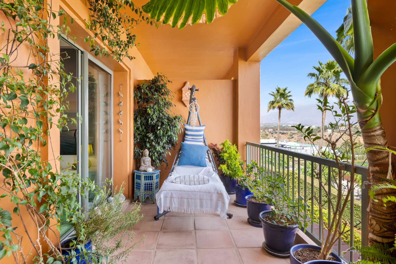 Lejlighed til salg i Benamara-Atalaya (Estepona)