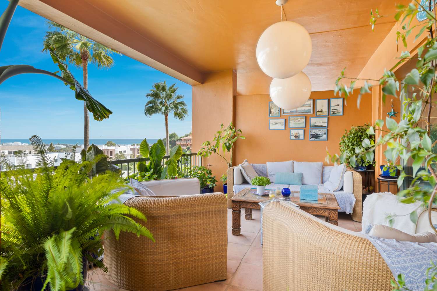 Lejlighed til salg i Benamara-Atalaya (Estepona)