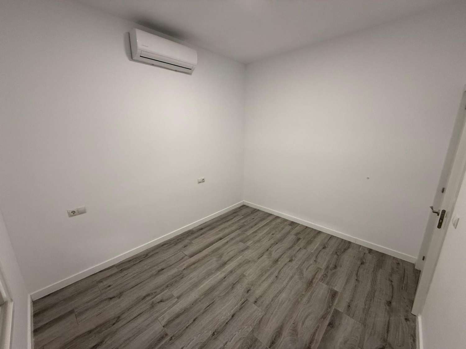Apartment for sale in La Carihuela - Los Nidos (Torremolinos)