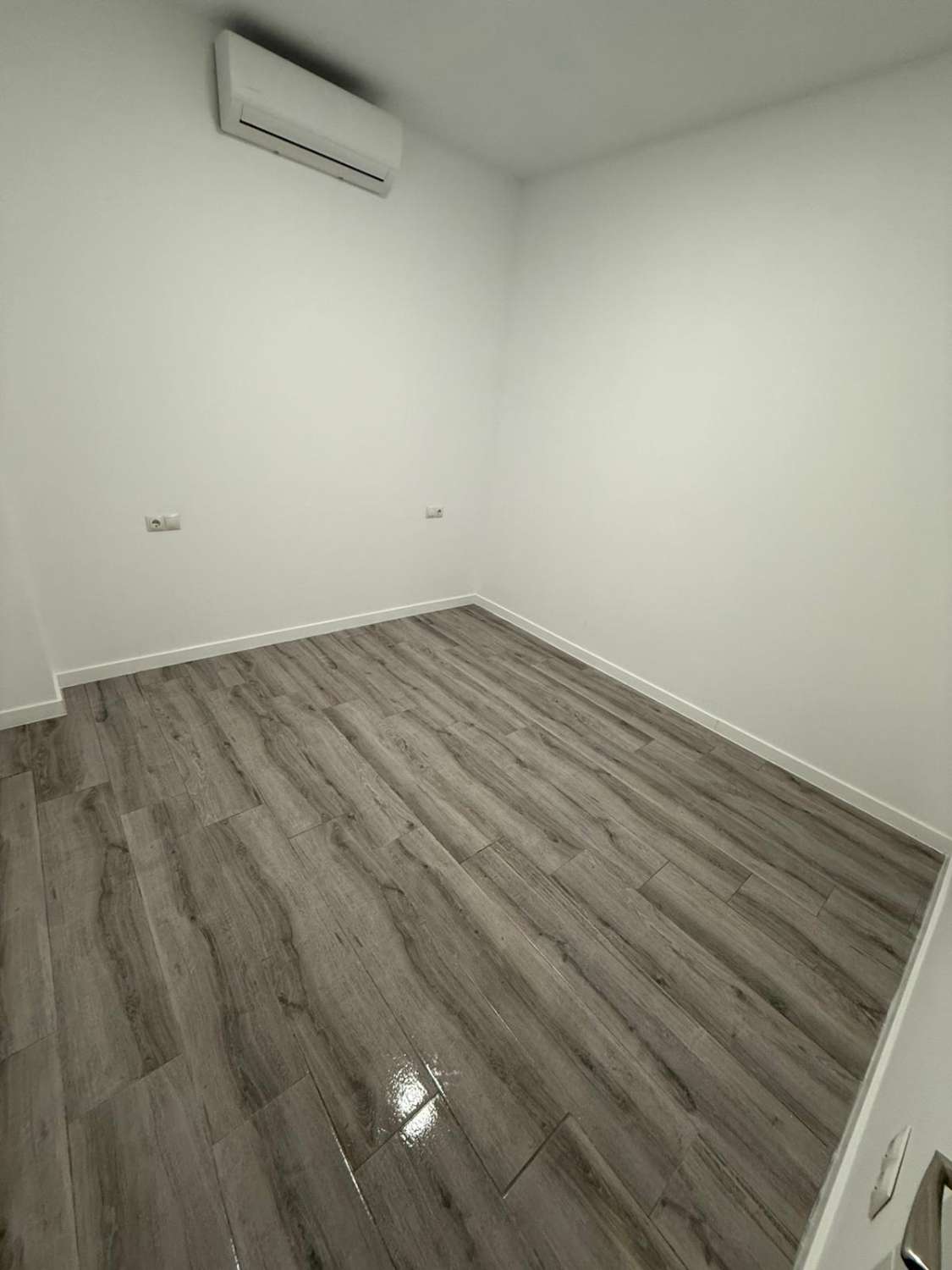 Apartment for sale in La Carihuela - Los Nidos (Torremolinos)