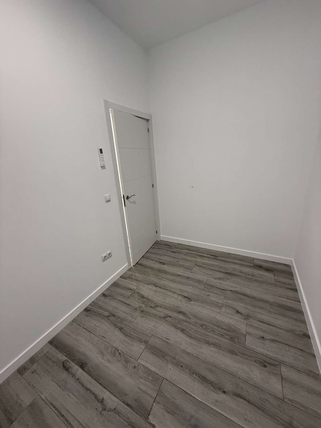 Apartment for sale in La Carihuela - Los Nidos (Torremolinos)
