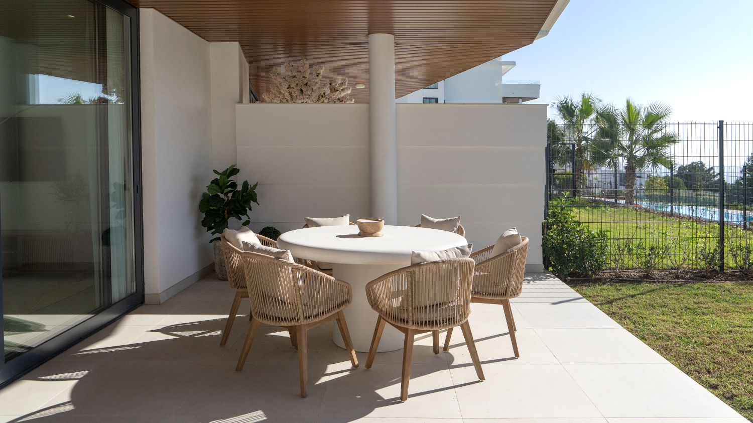 Villa for sale in El Higuerón (Fuengirola)