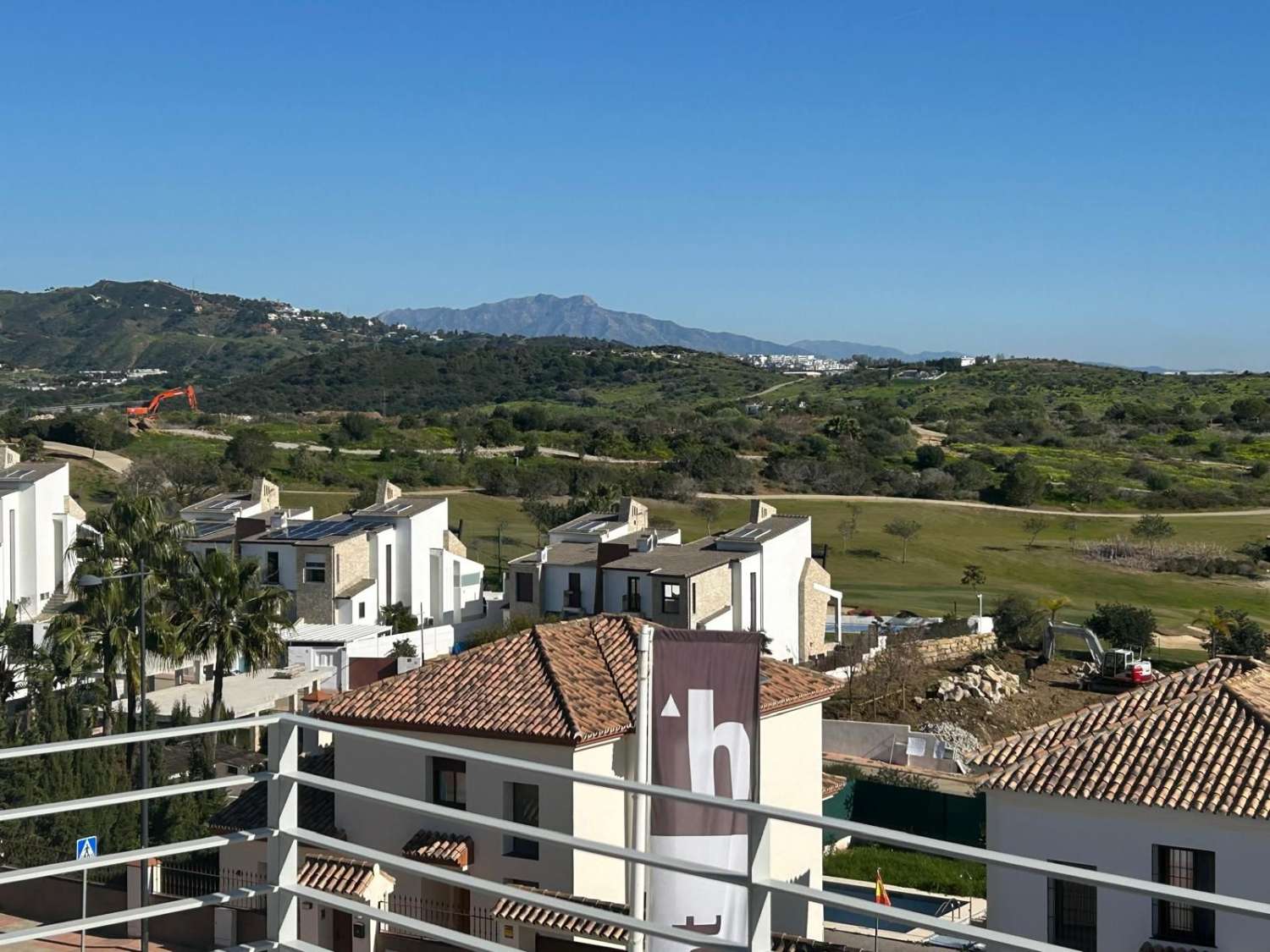 Takvåning till salu i Estepona